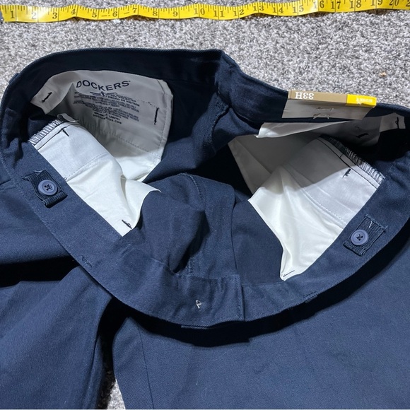 NEW DOCKERS NAVY BLUE BOYS SZ 33 HUSKY UNIFORM FLAT FRONT SHORTS Adjust - Picture 10 of 13
